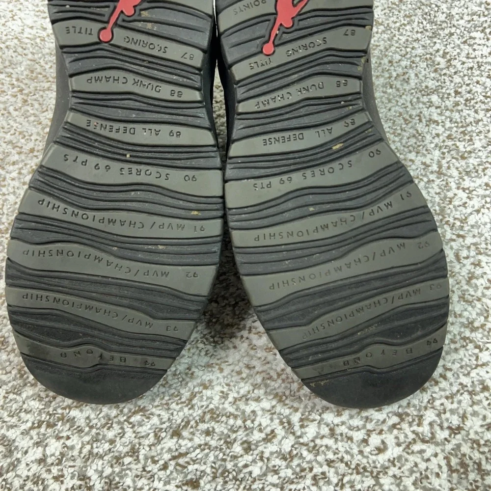 Jordan Shoes Mens Size 10.5 Gray Air 10 Retro Shadow Basketball Sneaker Mid Rise